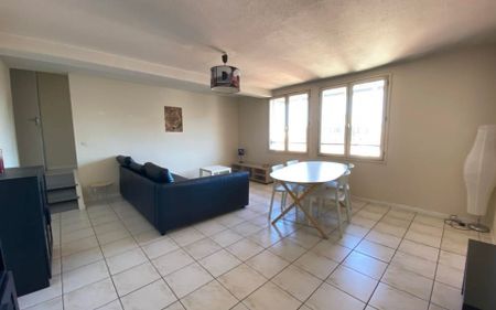 Appartement à louer 2 pièces • Castres - Photo 5