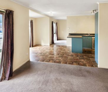 Lifestyle Living - Photo 2