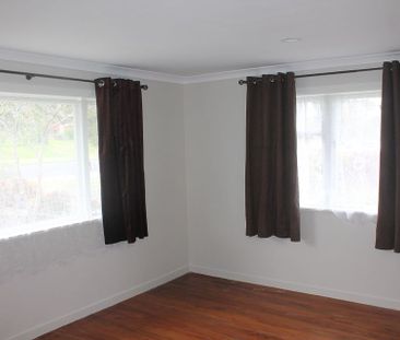 Charming 3BR Henderson Haven! - Photo 4