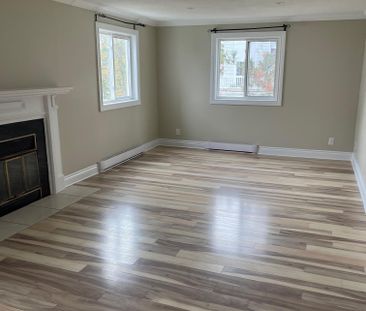 For Lease - 123 Castlegreen Private Unit# 64, Hunt Club - South Key... - Photo 1