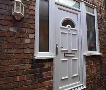 Allport Lane, Bromborough, CH62 - Photo 2