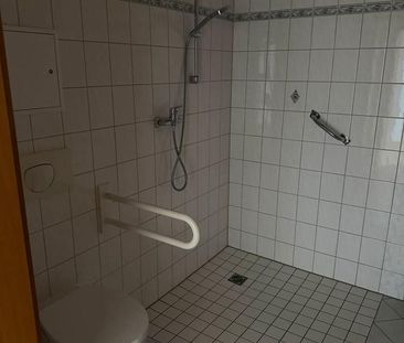 Nachmieter gesucht! Ab sofort! Mit Blick auf die Elbe - Photo 1