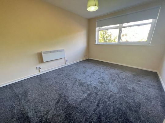 1 Bedroom Flat - Photo 1
