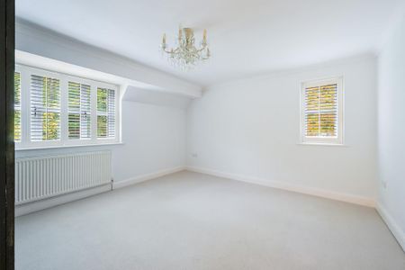 3 bedroom apartment to rent - Photo 4