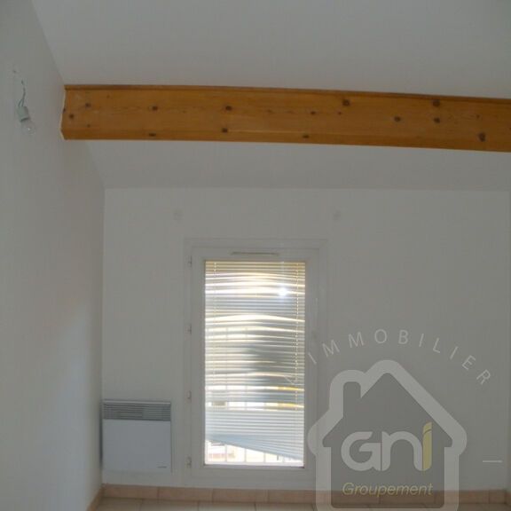 Location Appartement 4 pièces 82m² - Photo 1