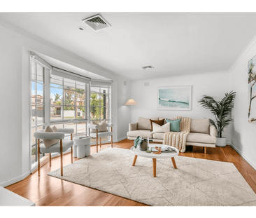 Stunning family home with breathtaking views - Photo 2