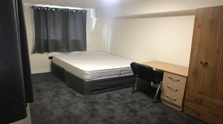 3 bedroom flat to rent - Photo 5