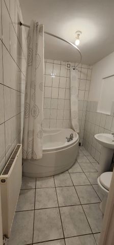 3 bedroom ground floor maisonette to rent - Photo 5