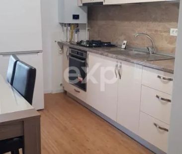 Inchiriere apartament 3 camere Ultracentral ,bloc nou - Photo 5