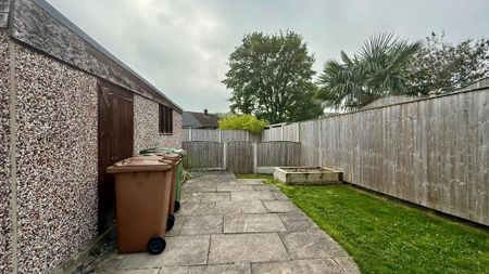 2 bedroom semi-detached house to rent - Photo 4