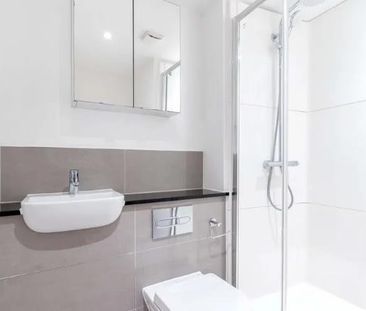 Bedsit, Billiard Lodge, SW9 - Photo 2