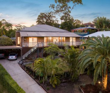 STYLISH HOME IN SOUGHT AFTER AREA!!! - Photo 5