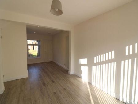 2 bedroom semi-detached house to rent - Photo 4