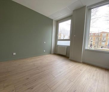 : Appartement 76.26 m² à SAINT ETIENNE - Photo 4