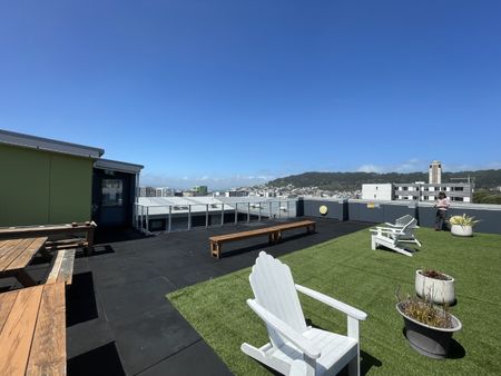 Fabulous Location! - Photo 4