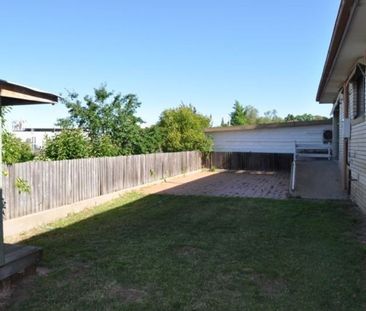LIGHT FILLED HOME IN QUIET AREA - Photo 5