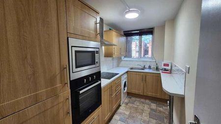 Morgan Court, Chester Road, Erdington, Birmingham, B24 - Photo 5