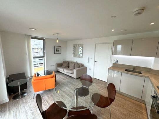 2 bedroom apartment to rent - Photo 1
