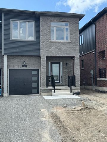 For Lease - 56 McAush Street, Barrie, Ontario - Photo 3