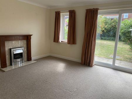 2 bedroom semi-detached house to rent - Photo 2