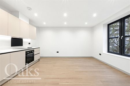 Dingwall Road, East Croydon, Surrey - Photo 2