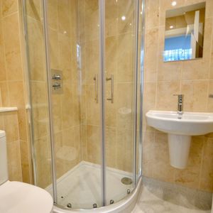 Studio Flat, Gloucester Street, SW1V - Photo 3