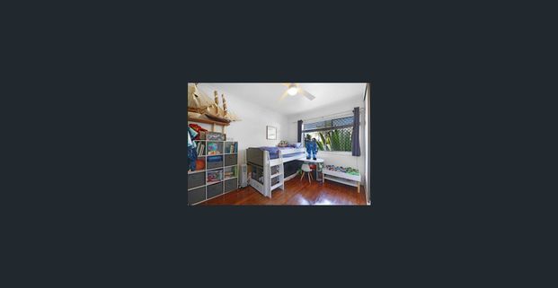 Coastal Living in Prestigious Koala Park. Easy walk to Tallebudgera Creek - Photo 1