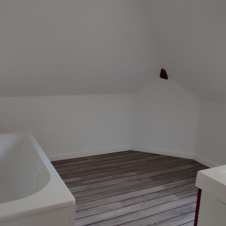 Location Appartement 3 pièces 81m² TROYES 10000 - Photo 1