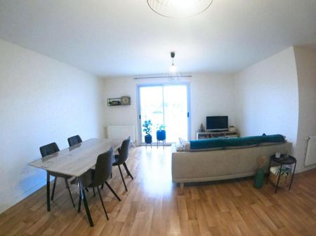 Location Appartement 3 pièces 67m² POITIERS 86000 - Photo 4