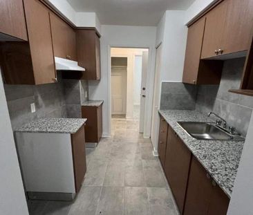 2 CH - 1 SDB - Laval - $1,300 /mo - Photo 3