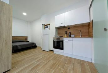 Carrer de Fortaleny, Valencia, Valencian Community 46035