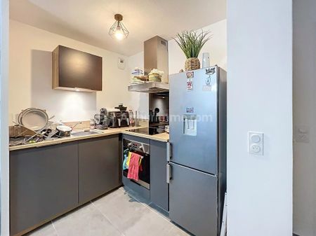 Location Appartement 2 pièces 44m² CLERMONT FERRAND 63100 - Photo 4