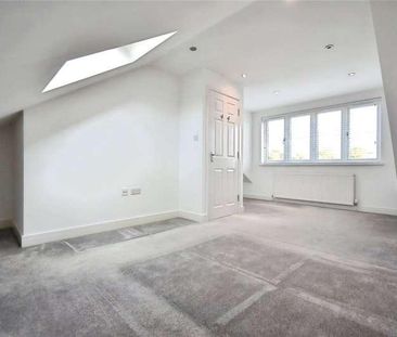 Lillechurch Road, Dagenham, RM8 - Photo 2