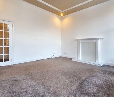 3 bedroom apartment to rent - Photo 2