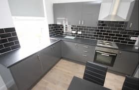 6 Bed - 1 Archery Terrace, City Centre, Leeds - LS2 9AT - Student - Photo 1