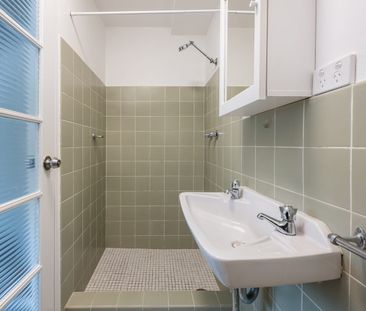 METROPOLITAN LIVING IN CENTRAL LOCATION - Photo 4