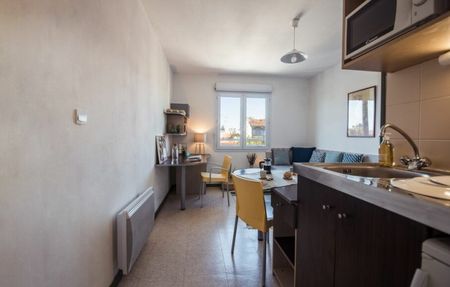 T1 de 18 à 21,5 m² pour un loyer de 390 à 510€ par mois - Photo 3