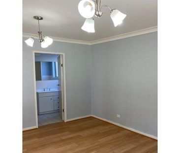 Spacious 3 Bedroom 2 bathroom family home. - Photo 2