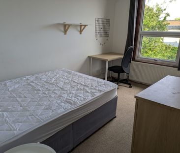 5 Bed Terraced House, Brynland Avenue, BS7 - Photo 4