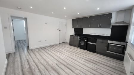 George Lane, London - Photo 4