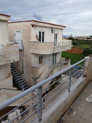 Studio/Γκαρσονιέρα για ενοικίαση Λουτρά Ωραίας Ελένης (Σαρωνικός) - Φωτογραφία 1