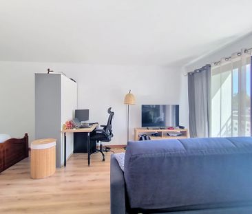 Studio avec balcon COMBS LA VILLE - Photo 2