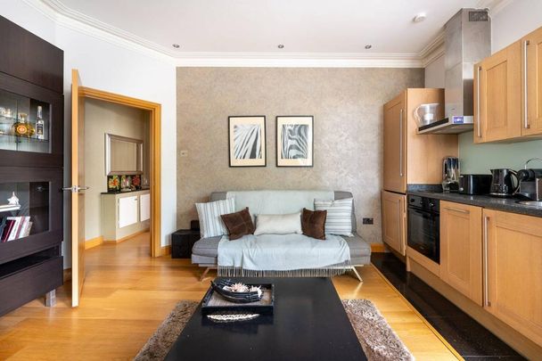 1 bedroom flat to rent - Photo 1