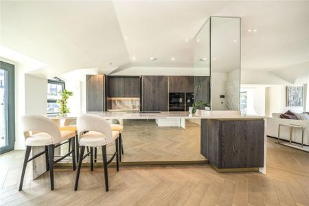 3 bedroom flat to rent - Photo 4