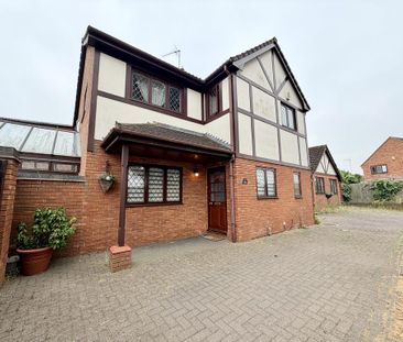 4 bedroom detached house to rent - Photo 4