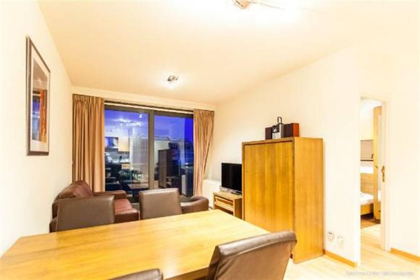 HERMANN-DEBROUX: Furnished apartment next to metro, shops and park - Photo 1