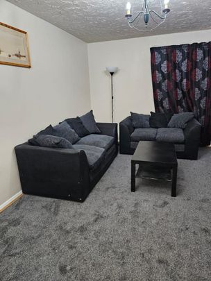 2 Bed Flat, Drapers Fields, CV1 - Photo 1