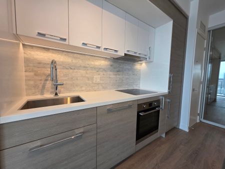 For Lease - 29 Green Trail Court Unit# 615, Toronto, Ontario - Photo 4
