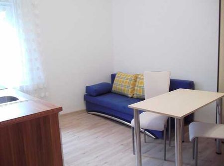 Apartament 2 camere, 40 mp, mobilat modern, zona strazii Clinicilor - Photo 2