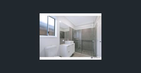 Private Room with Ensuite in Stylish Share Home – $310/week (Includes Electricity & Internet) - Photo 5